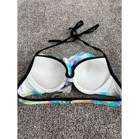 Victoria’s Secret size small multi colored underwire ruffled bikini top - Picture 3 of 5